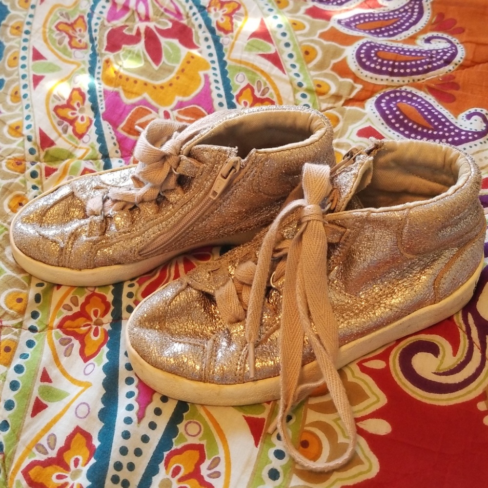 Rose gold high top sneaks girls size 28